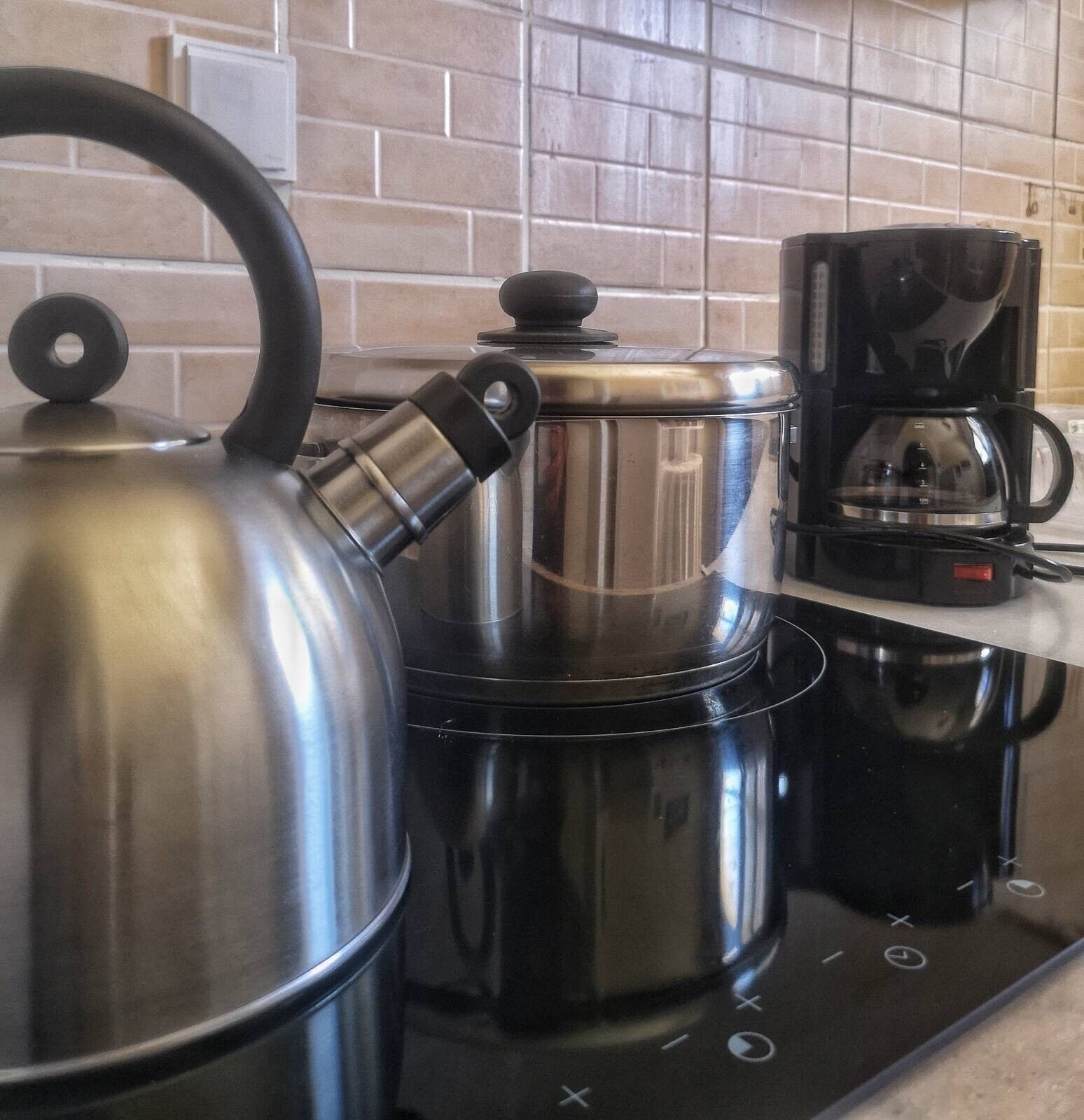 Genari Beach Apartments-A stone's throw from the Ionian Sea!!!!!!!