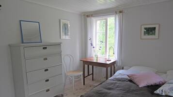 3 bedrooms, WiFi (free)