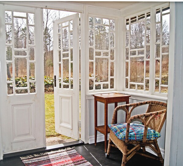 Interior - Cottage near the lake Bolmen, Canoe, Playhouse, sandpit, WiFi, Guesthouse (Ljungby)