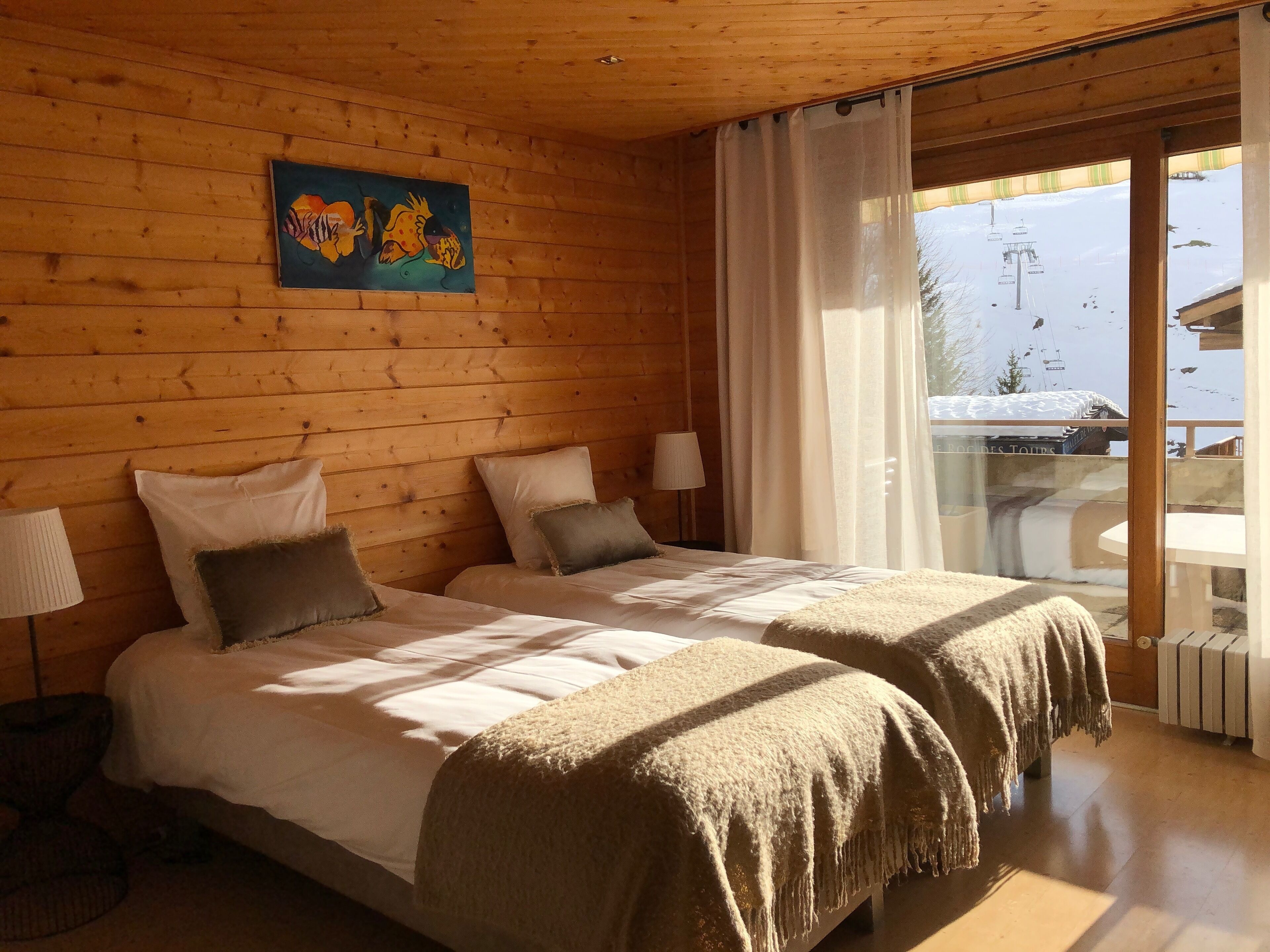 Spacious apartment, 5 minutes walk from the alpine ski slopes