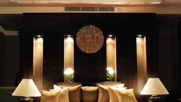 3 slaapkamers, een kluis op de kamer, een bureau