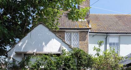 The Cooks Cottage - ein altes rustikales Fischerhaus, nur eine Minute vom Strand entfernt