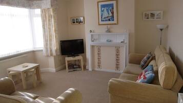 Smart TV, DVD player, books