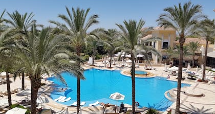 Casa Jacks, Great Frontline Golf Villa With Private Pool And Free Wi-Fi