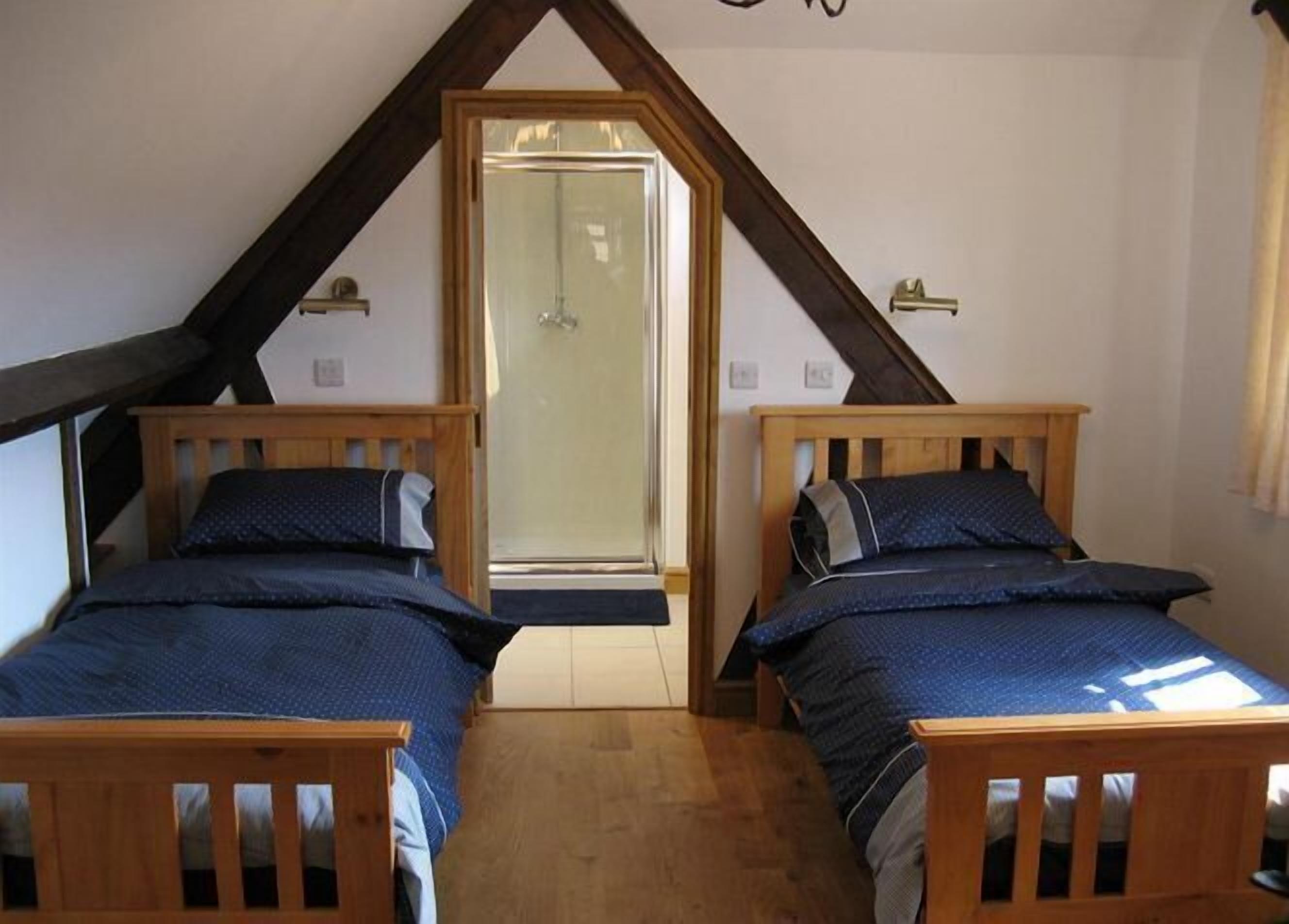 3 bedrooms, iron/ironing board, travel crib, WiFi