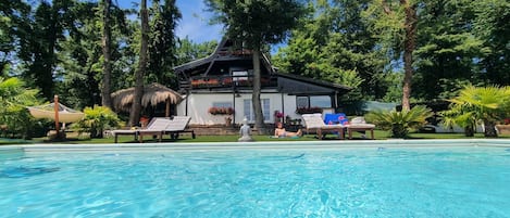 Piscine extérieure