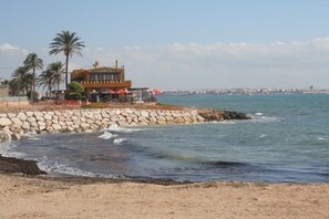 بالقرب من الشاطئ، مناشف للشاطئ