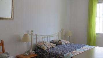 2 Schlafzimmer, Bügeleisen/Bügelbrett, Reisekinderbett, kostenloses WLAN
