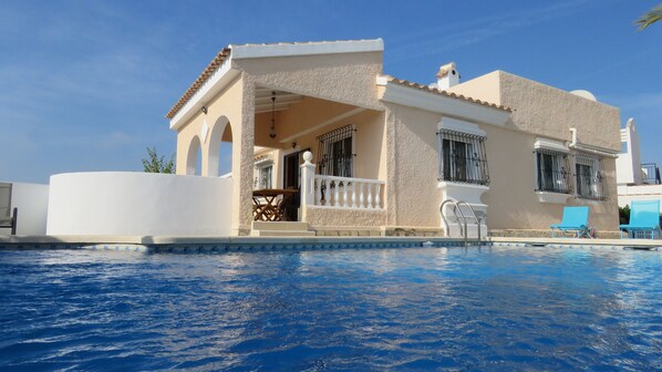 Piscina externa