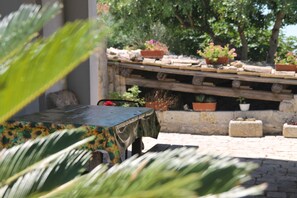 Outdoor dining - Sicily - Typical  holiday villa with swimming pool 6 Pax (Ragusa)