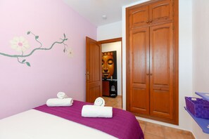 3 habitaciones, tabla de planchar con plancha y wifi gratis 