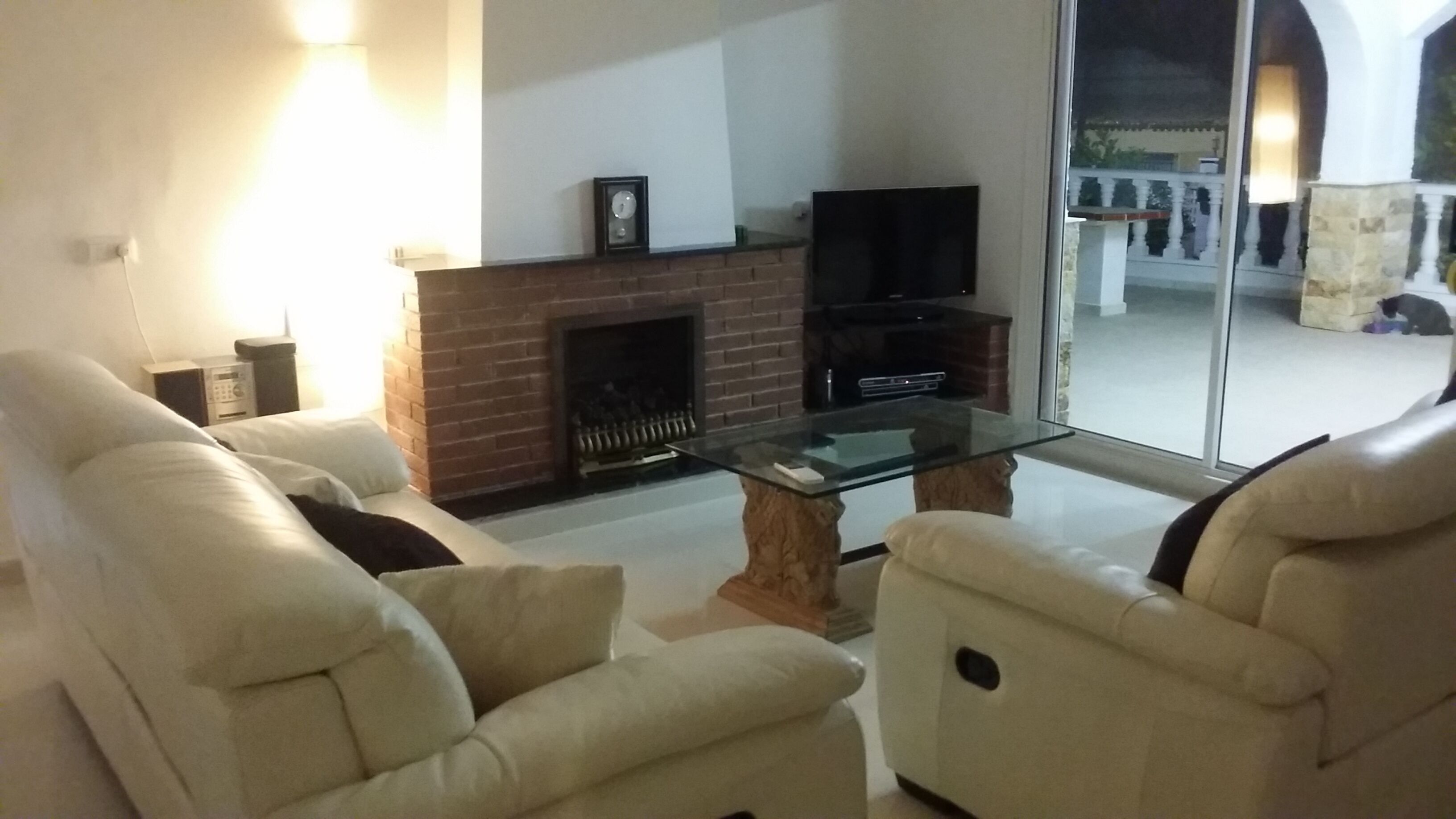 Preciosa villa con aire acondicionado, piscina privada a solo 30 minutos del aeropuerto de Alicante