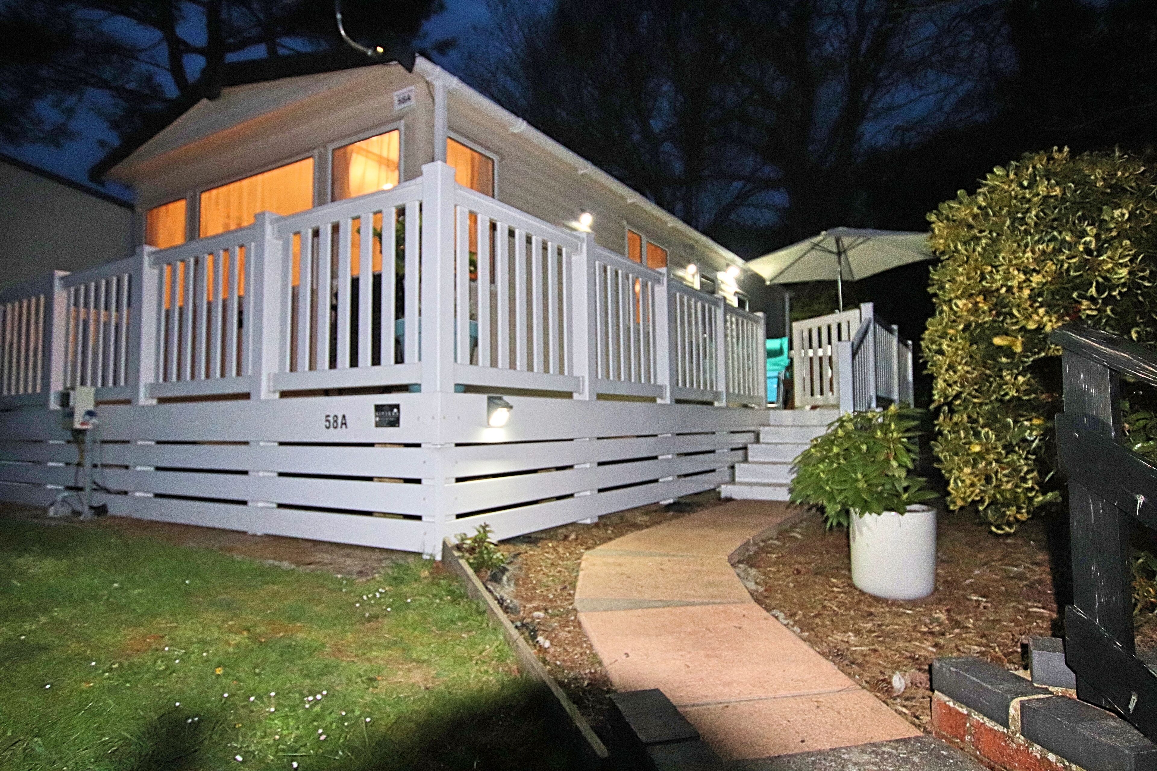 Camping / Mobile Home 2 bedrooms, with jacuzzi