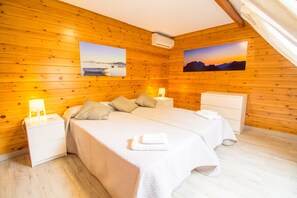 3 bedrooms, iron/ironing board, travel crib, free WiFi