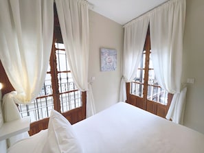 2 camere, ferro/asse da stiro, culla da viaggio, Wi-Fi gratuito