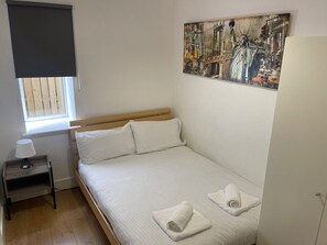 2 bedrooms, WiFi, bed sheets