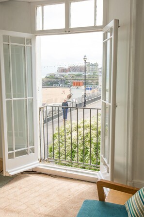 Interior - Stunning View -best location ! Walk everywhere (Broadstairs)
