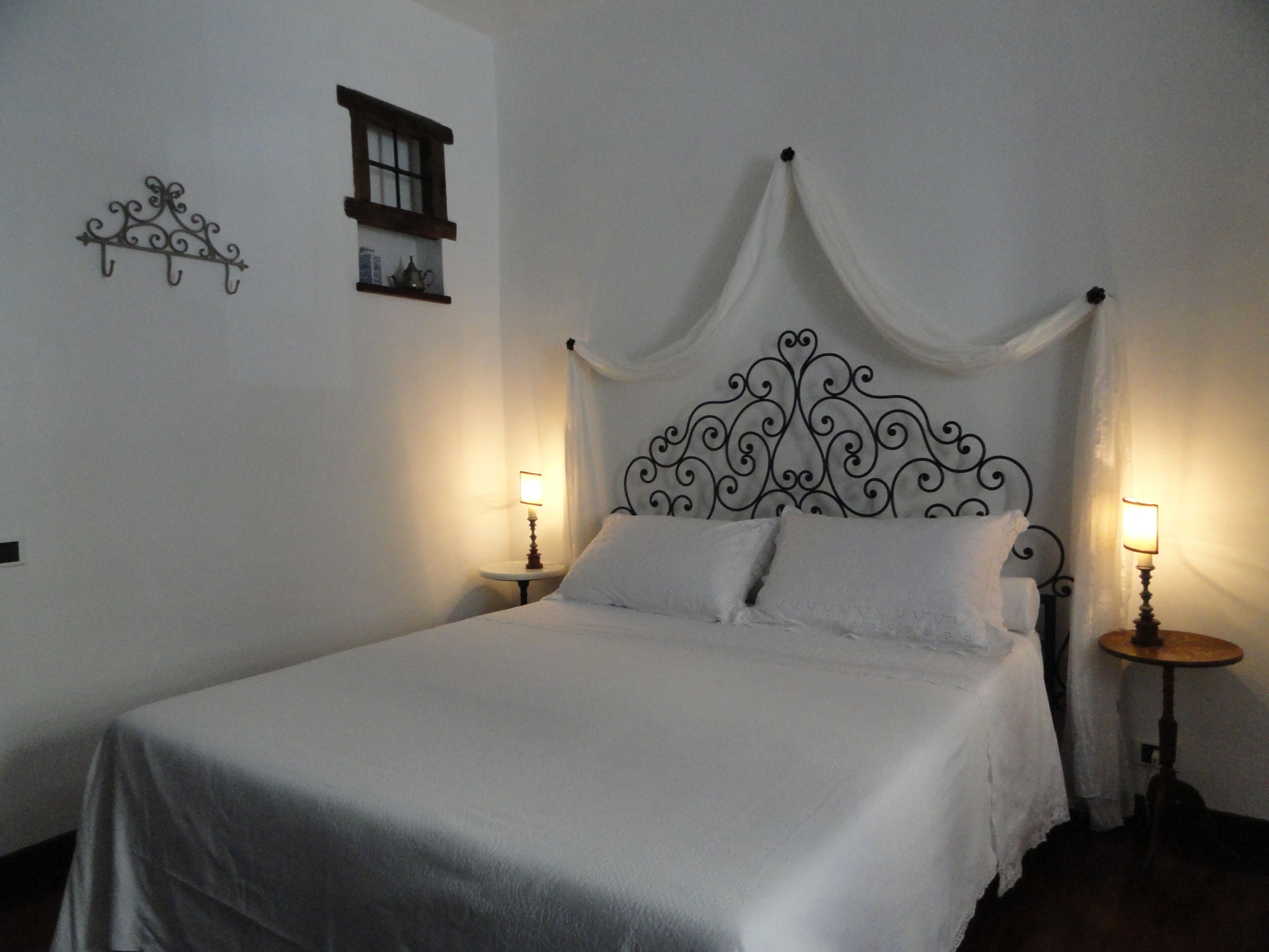 2 bedrooms, iron/ironing board, travel cot, free WiFi