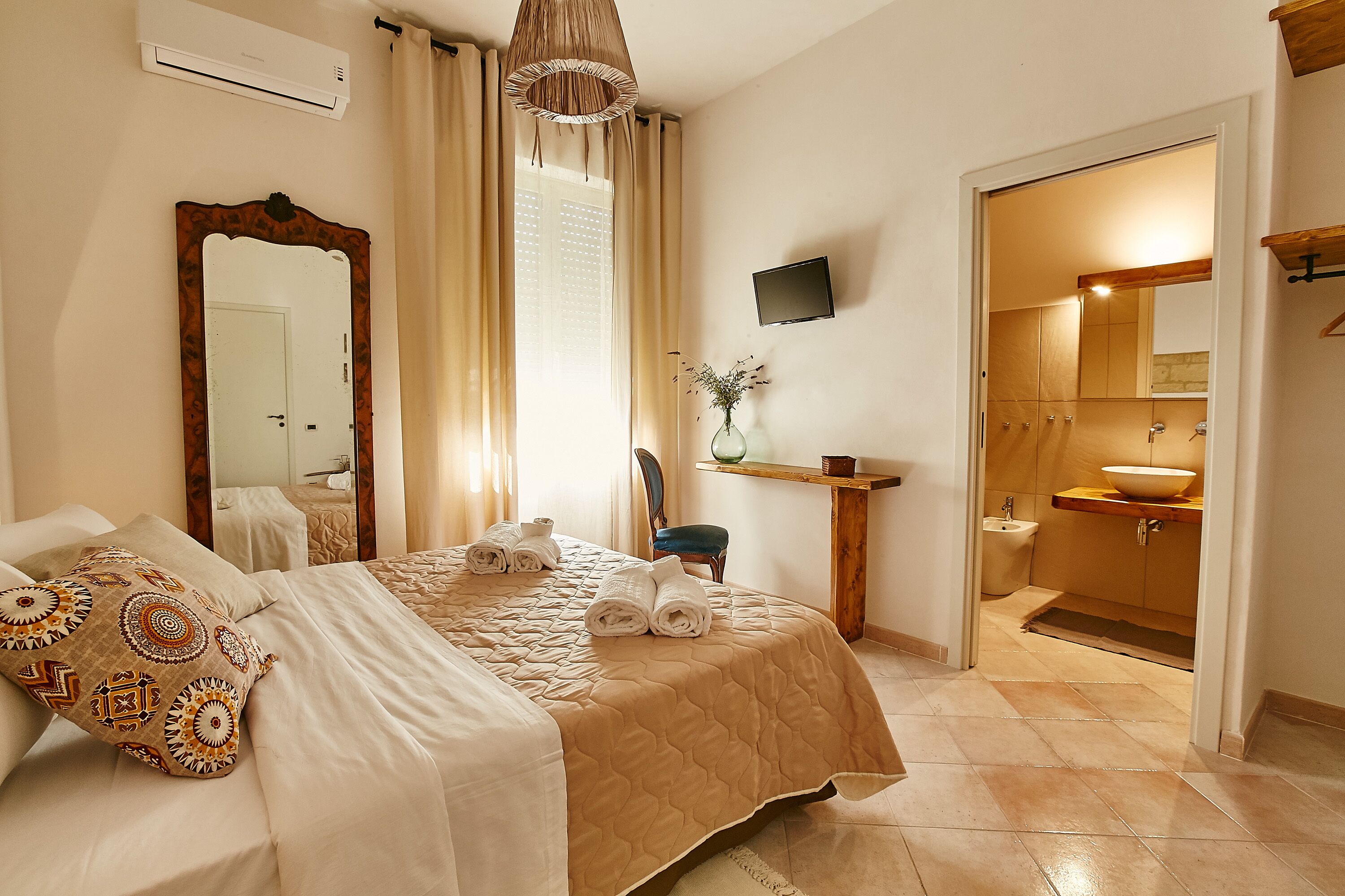 Large Villa with pool in Sicily between Marsala and Trapani 45 minutes from Palermo