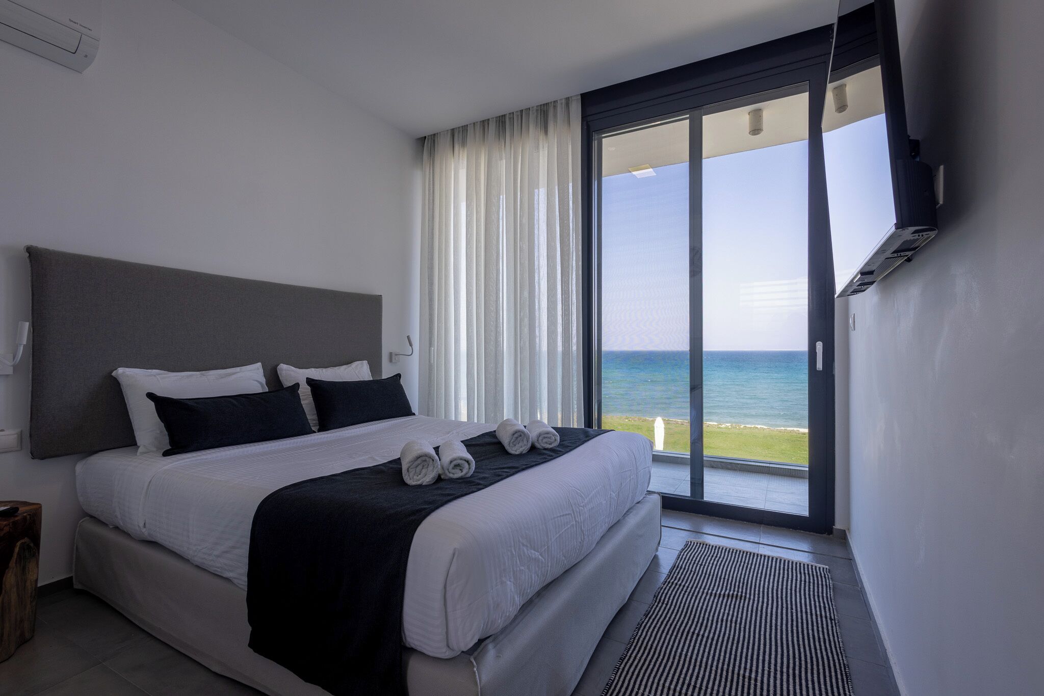 6 makuuhuonetta, silitysrauta/-lauta, ilmainen Wi-Fi, vuodevaatteet