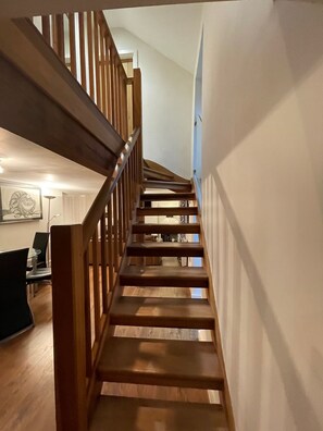 Interior - Grooms Cottage - Countryside Cottage near one of the top restaurants in Kent! (Alkham)