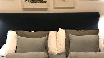 2 chambres, fer et planche Ă repasser, Wi-Fi gratuit, draps fournis