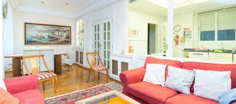 "ABASTOS" Luxury 3 bedroom Apart. Perfect for families. WIFI