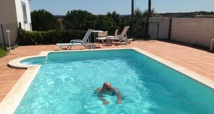 ZERCAL FRIEDLICHES HAUS