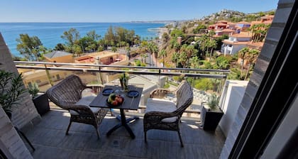 Modernes Luxusapartment 100 m vom Strand entfernt mit fantastischem Meerblick