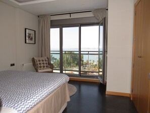 1 slaapkamer, een strijkplank/strijkijzer, gratis wifi, beddengoed