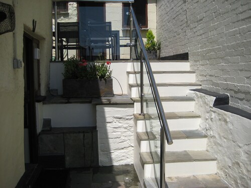 Duchy Cottage, Fowey, Cornwall - 4 Star Gold Rated