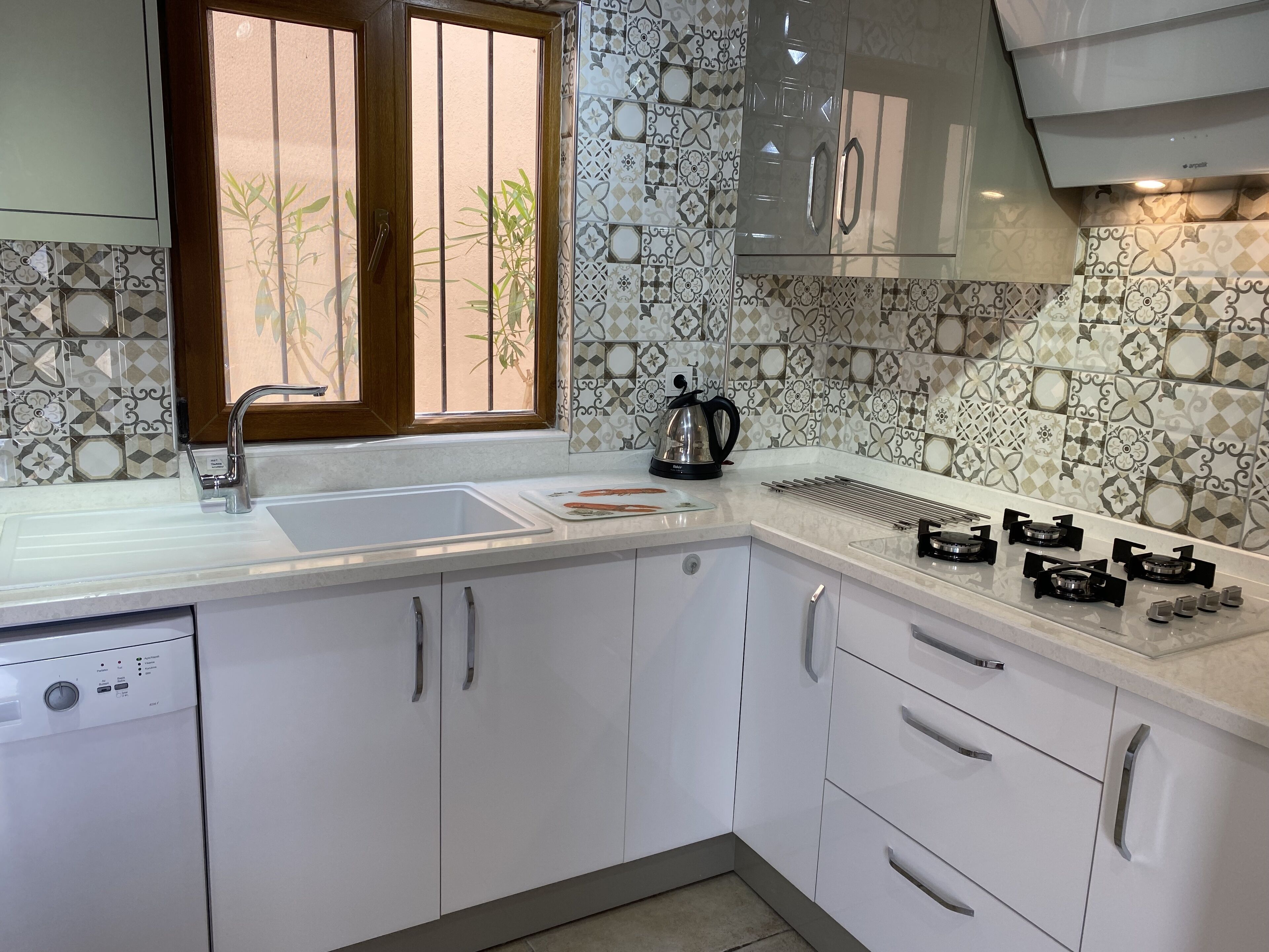 Private villa, sea views, own pool, short walk to restaurants and shops.