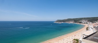 RENT4REST SESIMBRA OCEAN VIEW STUDIO - DIRECT BEACH ACCESS