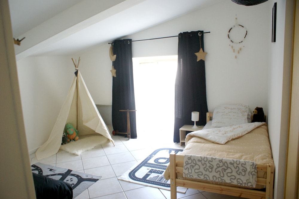 Apartamento con terraza y patio, campo a 15 minutos de la plaza Stanislas