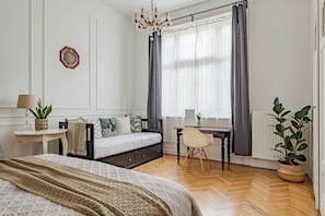 2 chambres, fer et planche à repasser, lit parapluie, Wi-Fi gratuit