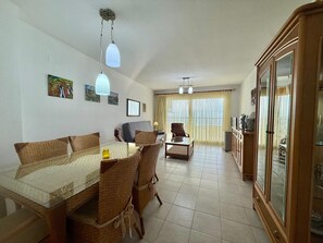 TV - APOLO 2D - Apartment facing the sea with beautiful views and large terraces (Calpe / Calp)