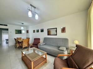 TV - APOLO 2D - Apartment facing the sea with beautiful views and large terraces (Calpe / Calp)