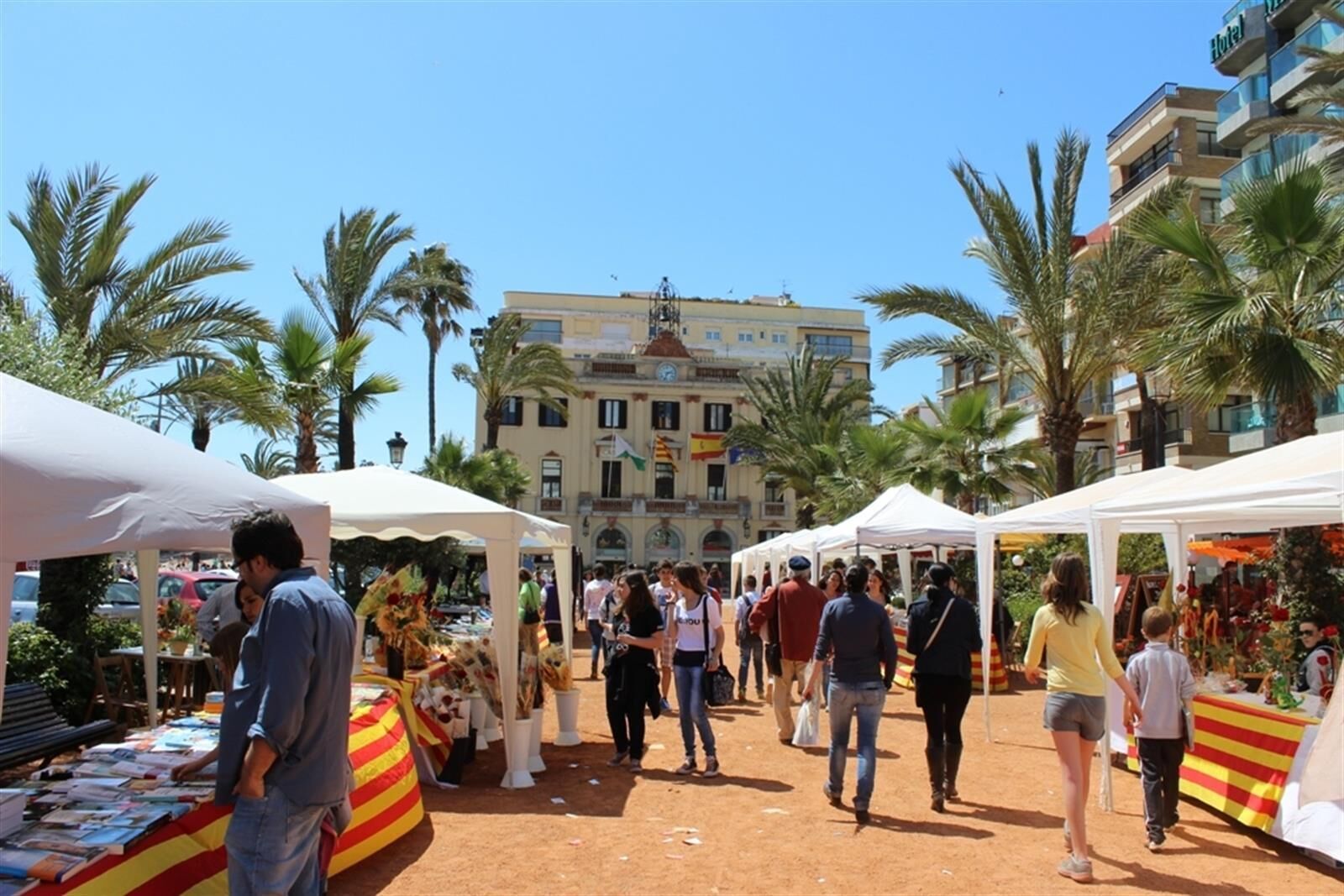 17+ Flea Market Tables For Rent