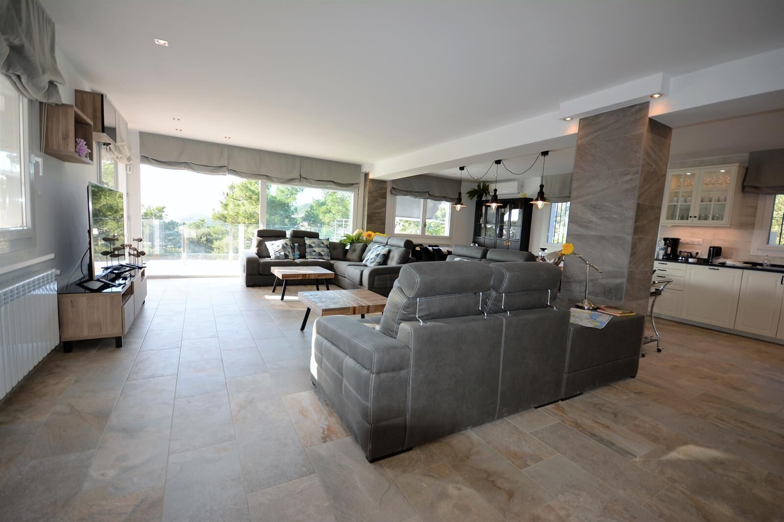 VILLA MIMOSA, NEW, LUXURY, 17 + p.,  SEA VIEW, full AIRCO, WI-FI, Heating, BBQ