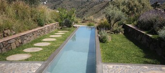 El Morusco, huge views, perfect mountain walks, beaches & exploring Andalusia