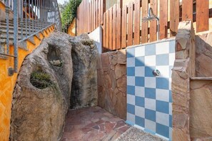 Property grounds - Eco-friendly house, nature, sea, wifi, air conditioning, garden, parking (Costa Rei)