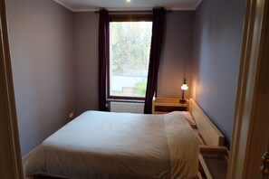 1 Schlafzimmer, Bügeleisen/Bügelbrett, Reisekinderbett, kostenloses WLAN