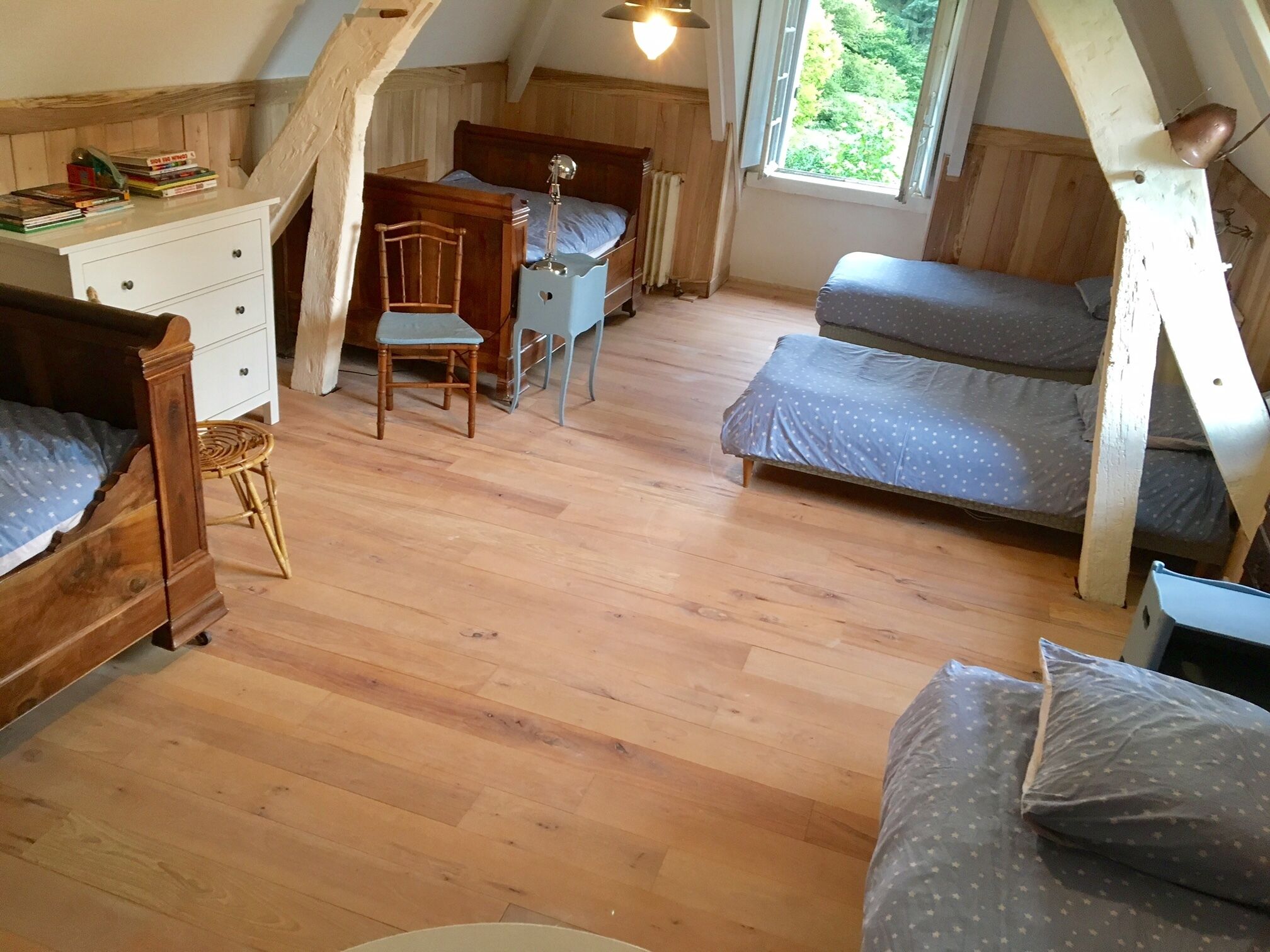 Large family house with pool in the heart of Perche, Less than 2 hours from Paris