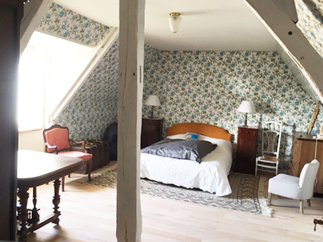 Large family house with pool in the heart of Perche, Less than 2 hours from Paris