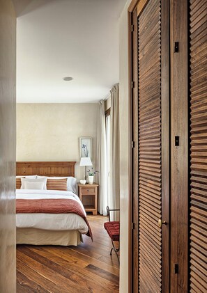 5 Schlafzimmer, Bügeleisen/Bügelbrett, Reisekinderbett, kostenloses WLAN