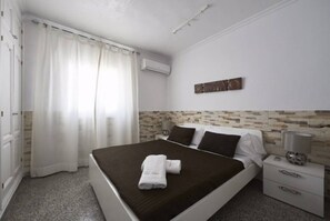 5 dormitorios, tabla de planchar con plancha, wifi y ropa de cama