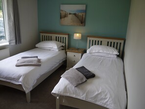4 bedrooms, iron/ironing board, travel cot, free WiFi