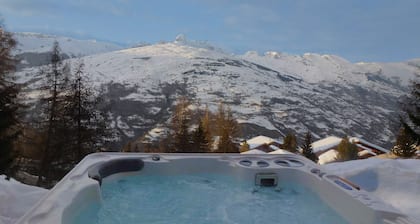 Superbe Chalet 360m2, Pied des Pistes, 2 Spas Sauna Hammam Wifi et Top Services