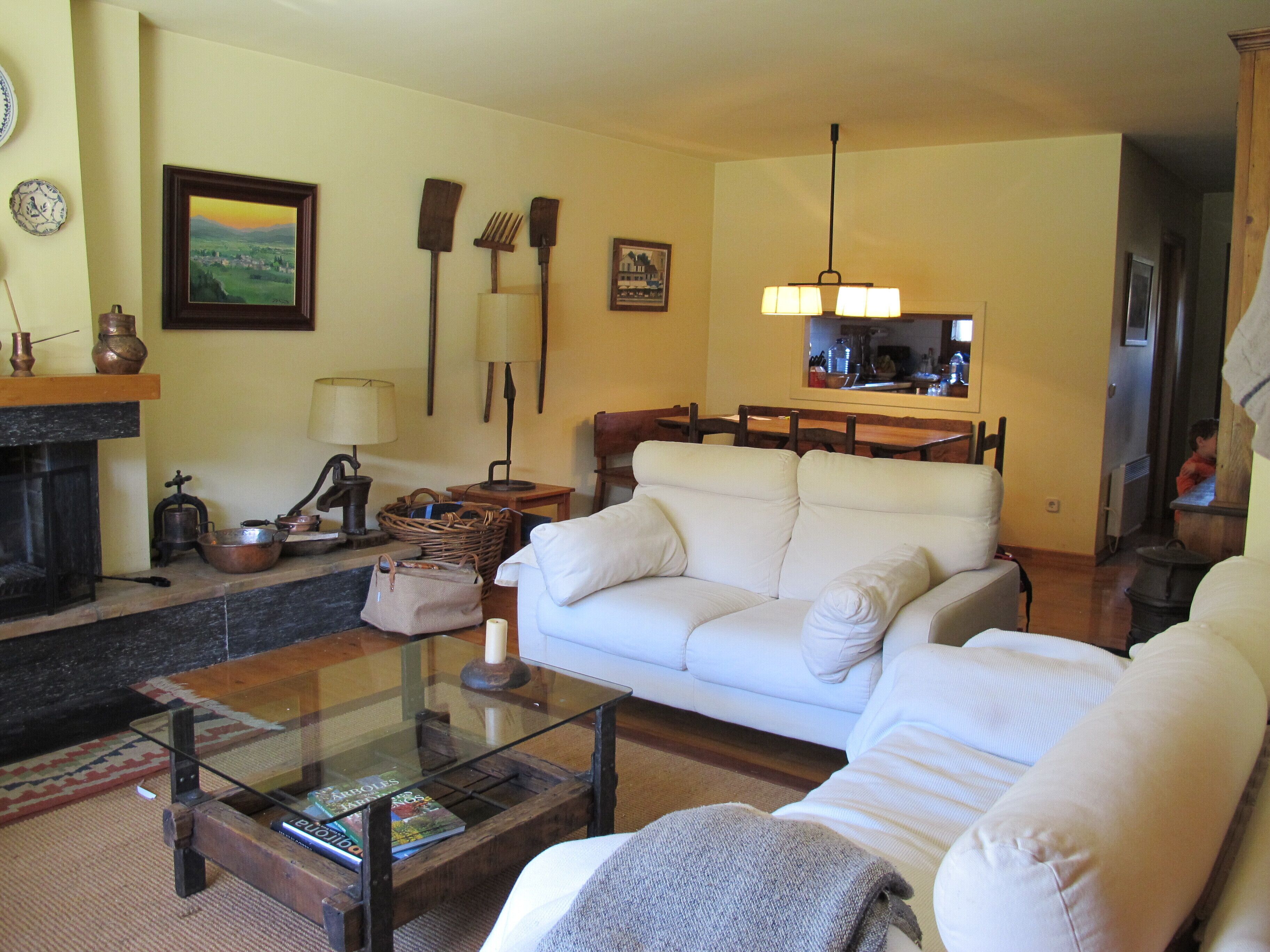 Charming, cozy place to enjoy the mountain