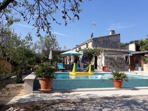 Pool - Rustic country house, terrace, orchard and village views (Sineu)